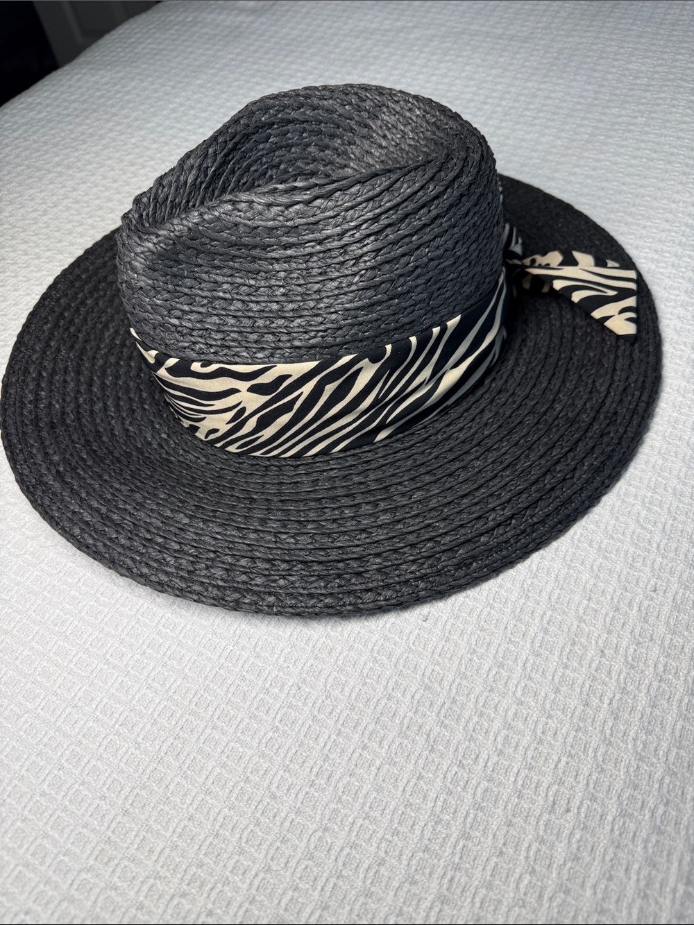 Vinca Camuto black straw western style sun hat with fabric band accent